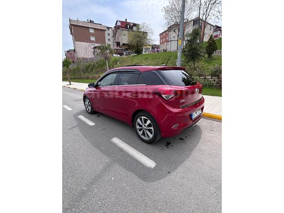 Sahibinden Cam tavanli Hyundai i20 1.4 CRDi Style 2017 Model