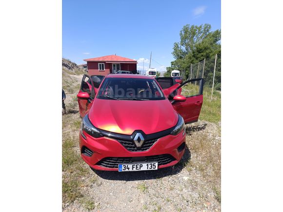 Sahibinden Renault Clio 1.0 TCe Joy 2022 Model  64.000 km Kırmızı