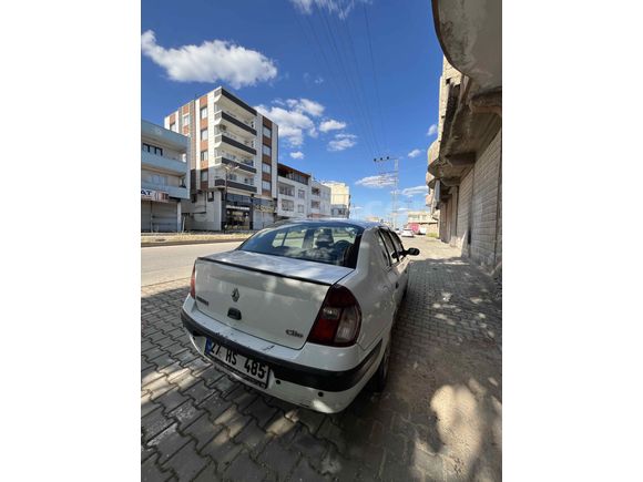 SAHİBİNDEN TEMİZ CLİO AİLE ARACI