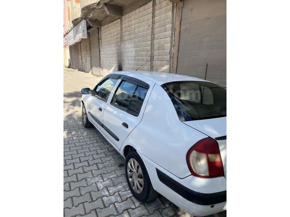 SAHİBİNDEN TEMİZ CLİO AİLE ARACI