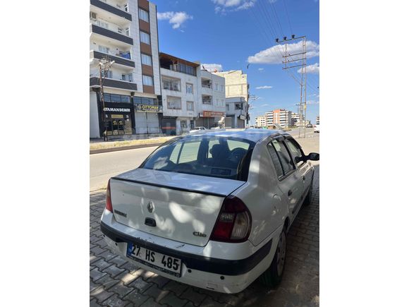 SAHİBİNDEN TEMİZ CLİO AİLE ARACI