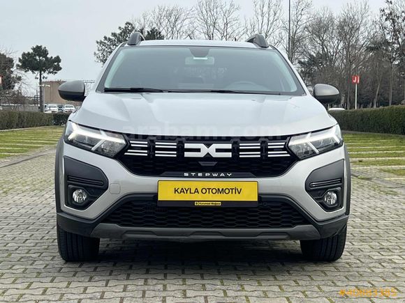 EKSTRALI,SUNROOFLU,DÜŞÜK KM 2023 DACİA SANDERO EXPRESSİON