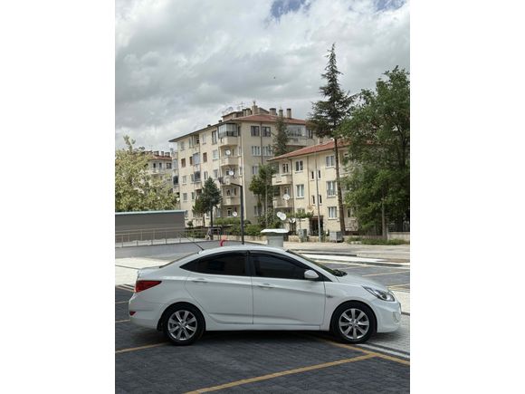 Galeriden Hyundai Accent Blue 1.6 CRDI Mode Plus 2014 Model Konya