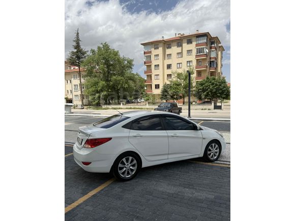 Galeriden Hyundai Accent Blue 1.6 CRDI Mode Plus 2014 Model Konya