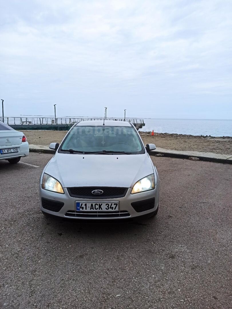Sahibinden Ford Focus 1.6 TDCi Trend 2007 Model Ordu 255.000 km Gri 4