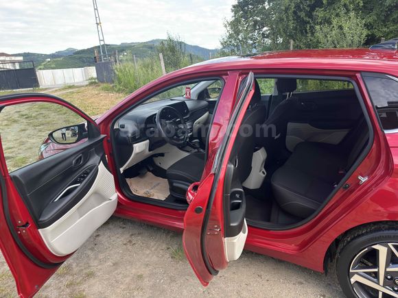 Sahibinden Hyundai i20 1.4 MPI Elite 2023 Model 