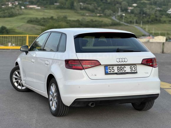 Sahibinden ÖZEL PLAKALI
 Audi A3 Sportback 1.6 TDI Attraction 2015 Model 