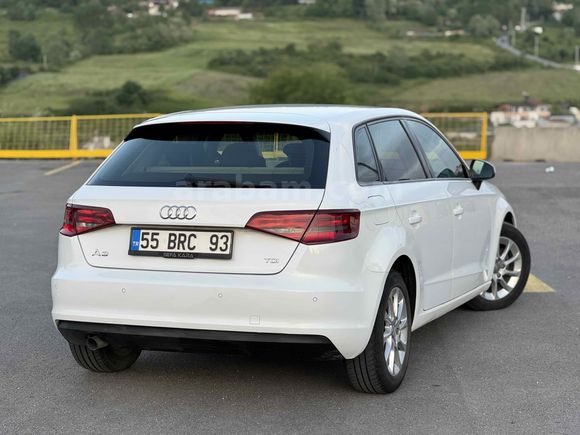Sahibinden ÖZEL PLAKALI
 Audi A3 Sportback 1.6 TDI Attraction 2015 Model 