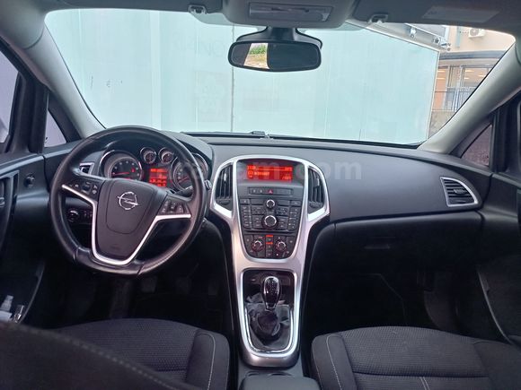 Sahibinden Opel Astra J 1.4 T Sport DÜŞÜK KM