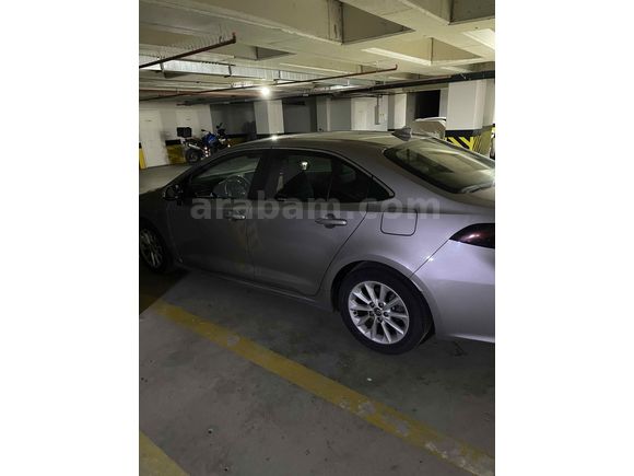 Sahibinden Toyota Corolla 1.5 Dream 2021 Model  temiz araç 