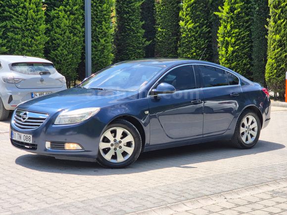 İNSİGNİA 2012 EDİTİON ELEGANCE TRABZON ÖZEL 2.0 CDTİ TESLA EKRANLI-200 BİN TL PEŞİNATLA-