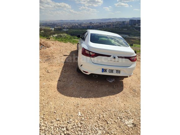 Sahibinden Renault Megane 1.3 TCe Joy 2020 Model