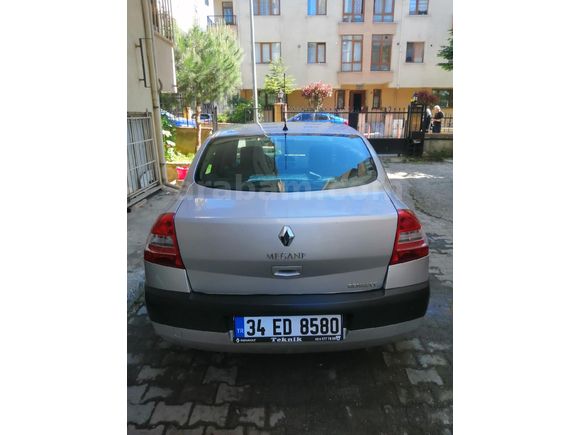 Sahibinden Renault Megane 1.4 Authentique 2006 Model  206.500 km Gri