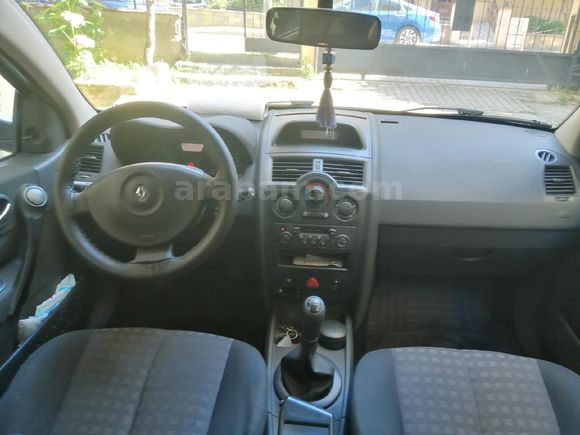 Sahibinden Renault Megane 1.4 Authentique 2006 Model  206.500 km Gri