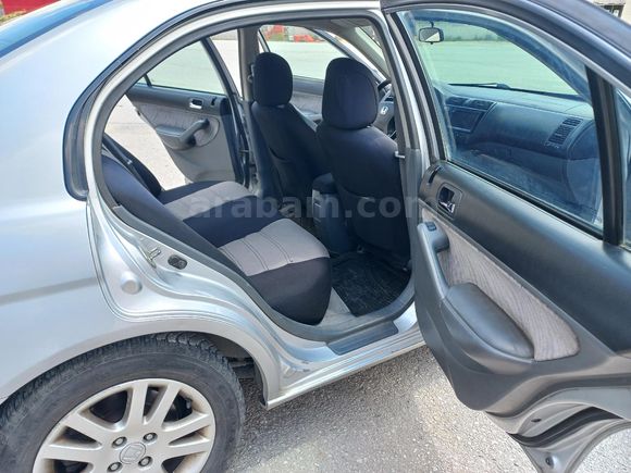 Sahibinden Honda Civic 1.6i VTEC ES 2003 Model