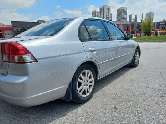 Sahibinden Honda Civic 1.6i VTEC ES 2003 Model