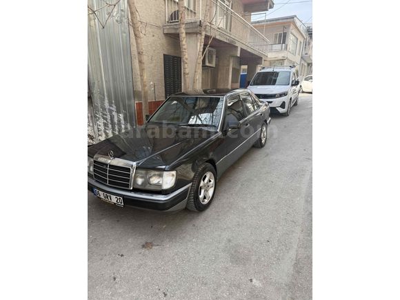 Sahibinden Mercedes - Benz E 200 1990 Model 