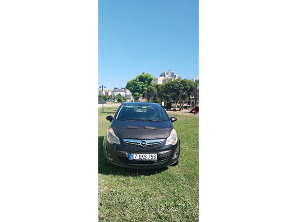 Sahibinden Opel Corsa 1.3 CDTI Enjoy 111 2012 Model  287.000 km Siyah