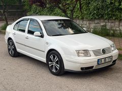 2000 Bora 1.6 102HP LPG'li Bakımlı Motor Yürüyen Sorunsuz 270 KM