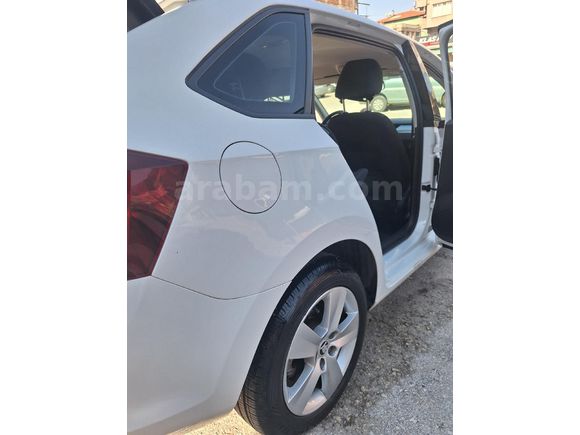 OTOMATİK SKODA 99.000 KM