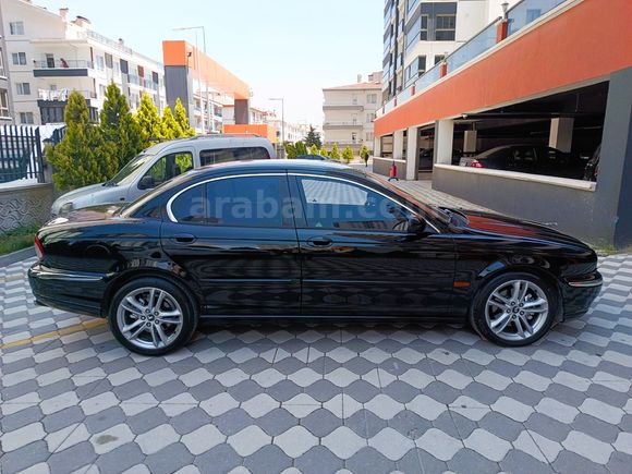 Galeriden Jaguar X-Type 2.5 Executive 2003 Model Ankara 215.000 km