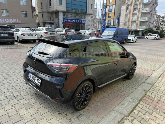 Sahibinden Renault Clio 1.0 TCe Techno Esprit Alpine 2025 Model 