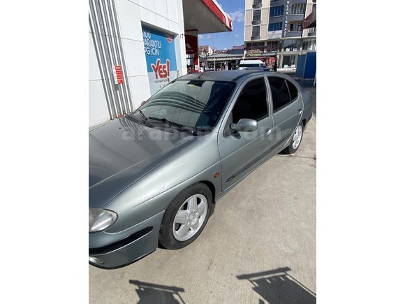 Sahibinden Renault Megane 1.6 RXT 2000 Model