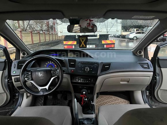 Sahibinden Honda Civic 1.6i VTEC Elegance 2015 Model  199.999 km Füme