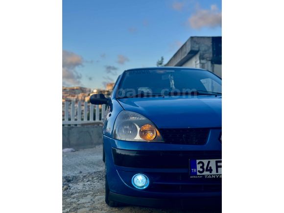 Sahibinden Renault Clio 1.5 dCi Expression 2003 Model  250.000 km Mavi