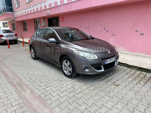 Sahibinden Renault Megane 1.6 Expression 2010 Model 