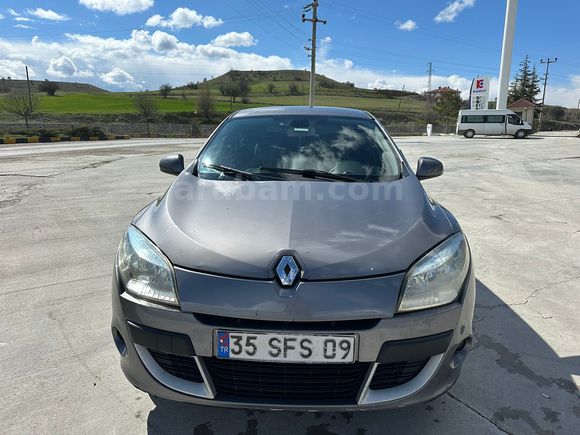 Sahibinden Renault Megane 1.6 Expression 2010 Model 