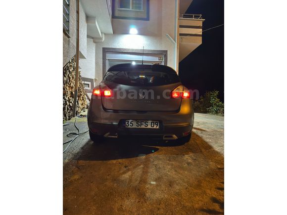 Sahibinden Renault Megane 1.6 Expression 2010 Model 