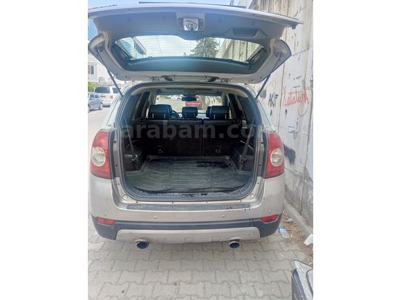 BAKIMLI 7 KOLTUKLU SUNROOFLU