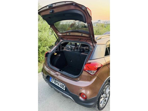 ACİL Hyundai i20 2016 Model 