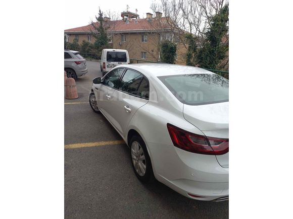 Sahibinden Renault Megane 1.3 TCe Joy 2021 Model 