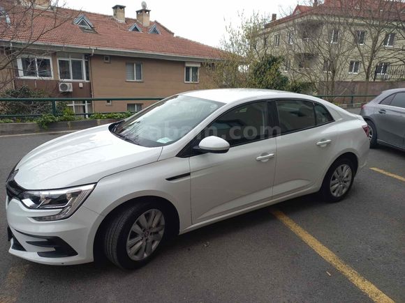 Sahibinden Renault Megane 1.3 TCe Joy 2021 Model 
