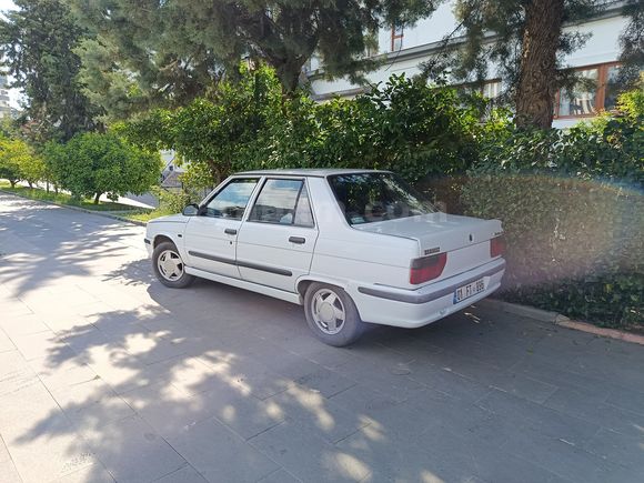 Sahibinden Renault R 9 1.4 Broadway RNi 1999 Model 