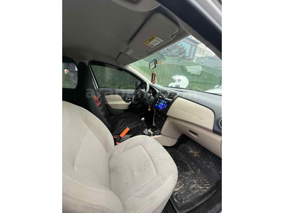 Sahibinden Renault Symbol 1.5 dCi Touch 2015 Model  147.000 km Beyaz