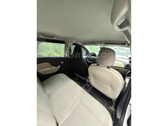 Sahibinden Renault Symbol 1.5 dCi Touch 2015 Model  147.000 km Beyaz