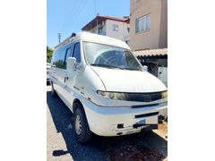 Sahibinden Karavan Motokaravan Tüm bakımları yeni yapılmıştır. tam zamanlı yaşamaya uygun