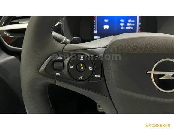 KUZEN2 İNEGÖL - 2025 OPEL CORSA 1.2 T GS AT8 (13.000KM)