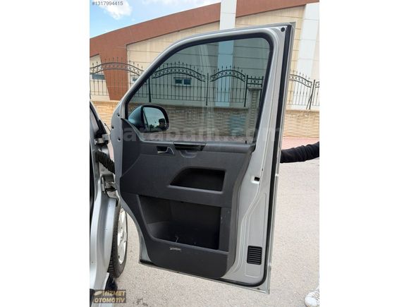 2011 MODEL OTOMOBİL RUHSATLI CARAVELLA EMSALSİZ TEMİZLİKTE