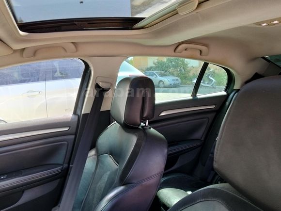 Sahibinden Renault Megane 1.6 dCi Icon 2016 Model kitapcigi ve yedek anahtari mevcut  sanruf deri doseme mesaj koltugu