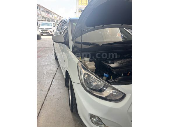 Sahibinden Hyundai Accent Blue 1.6 CRDI Mode Plus 2018 Model 