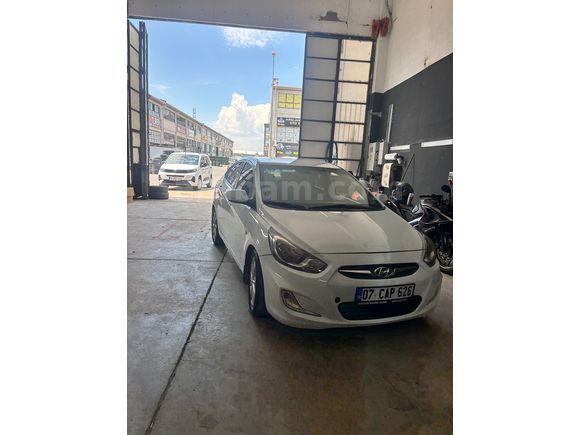 Sahibinden Hyundai Accent Blue 1.6 CRDI Mode Plus 2018 Model 