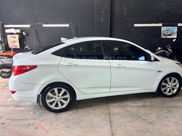 Sahibinden Hyundai Accent Blue 1.6 CRDI Mode Plus 2018 Model 