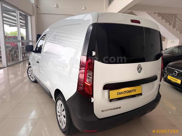 2024 RENAULT EXPRESS 1.5 BLUEDCİ JOY