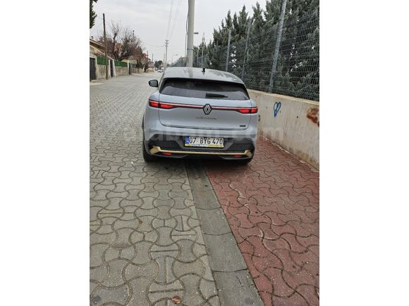Sahibinden Renault Megane E-Tech Iconic 2024 Model Konya