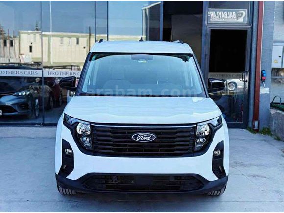 Galeriden Ford Tourneo Courier 1.5 EcoBlue Titanium 2025 Model Antalya