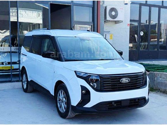 Galeriden Ford Tourneo Courier 1.5 EcoBlue Titanium 2025 Model Antalya